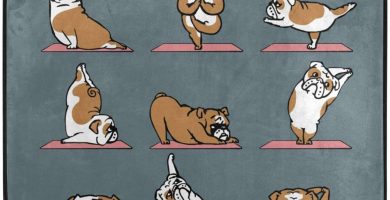 Felpudo de Bulldog ingles haciendo yoga 80x45cm